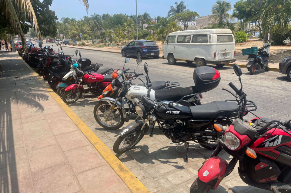 Renting a Scooter or Motorcycle In Puerto Escondido