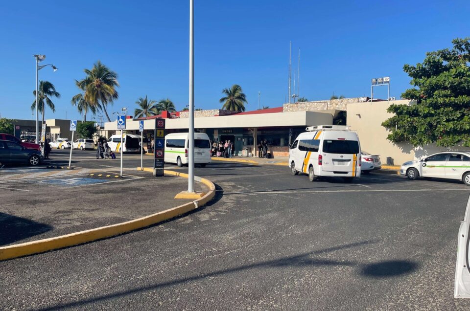 Puerto Escondido Airport (PXM)